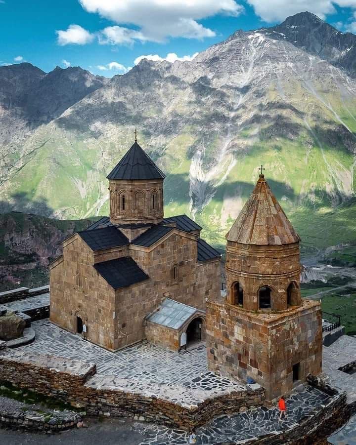 package for Azerbaijan 